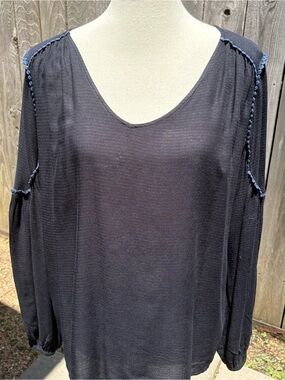 H&M Black Long Sleeve Tunic with Shoulder Cutouts